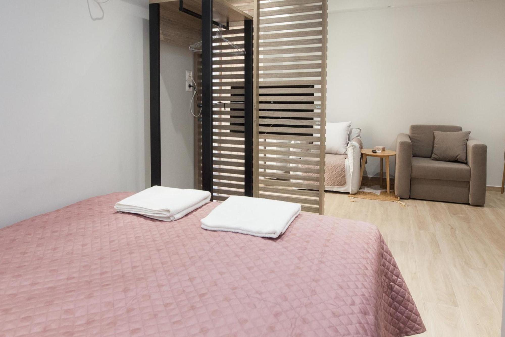 Petralona Gem Hotel-Style Studio With Balcony Athena Bagian luar foto